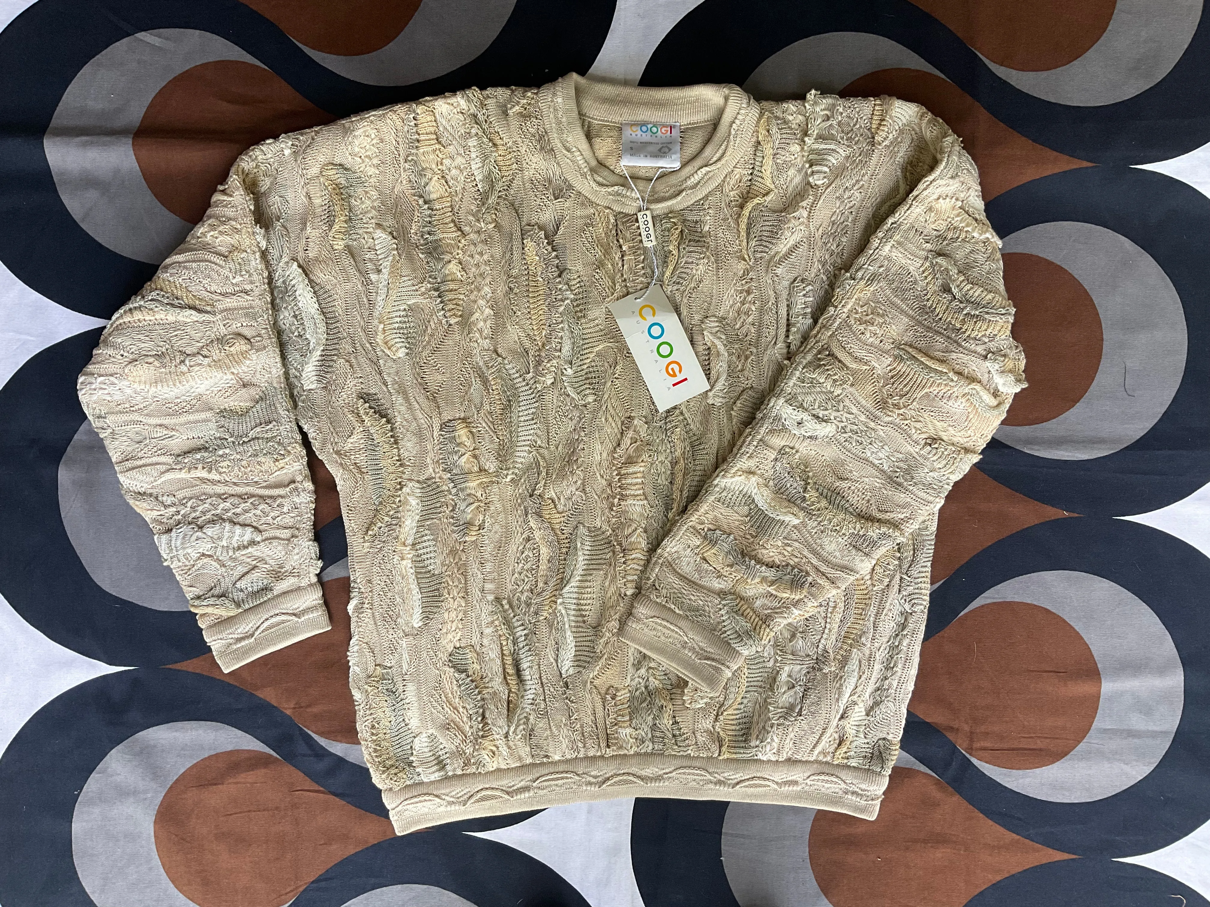 Coogi 3D knitted cotton jumper, Small.